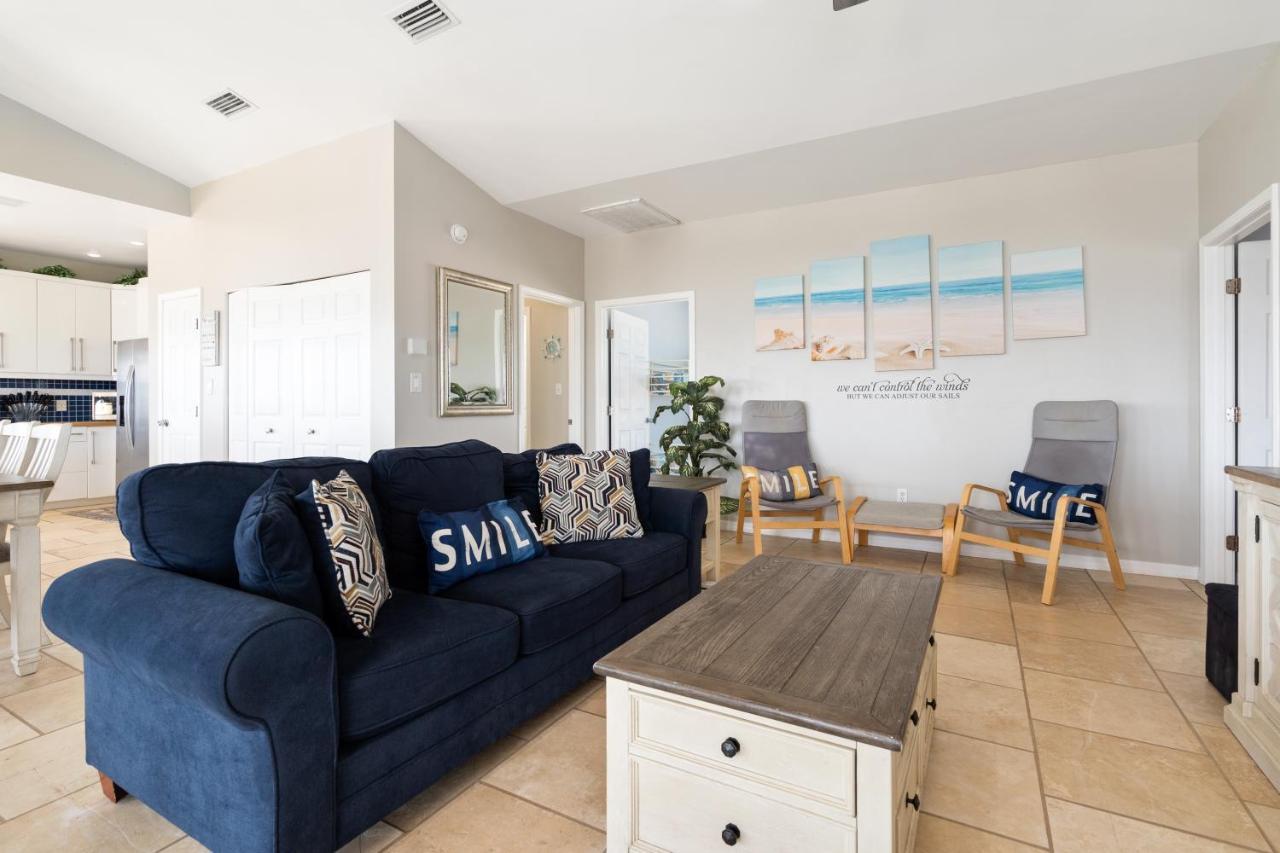 Marisol - Pet Friendly And Gulf Front! Enjoy The Large Deck With Amazing Views! Home Dauphin Island Exteriör bild