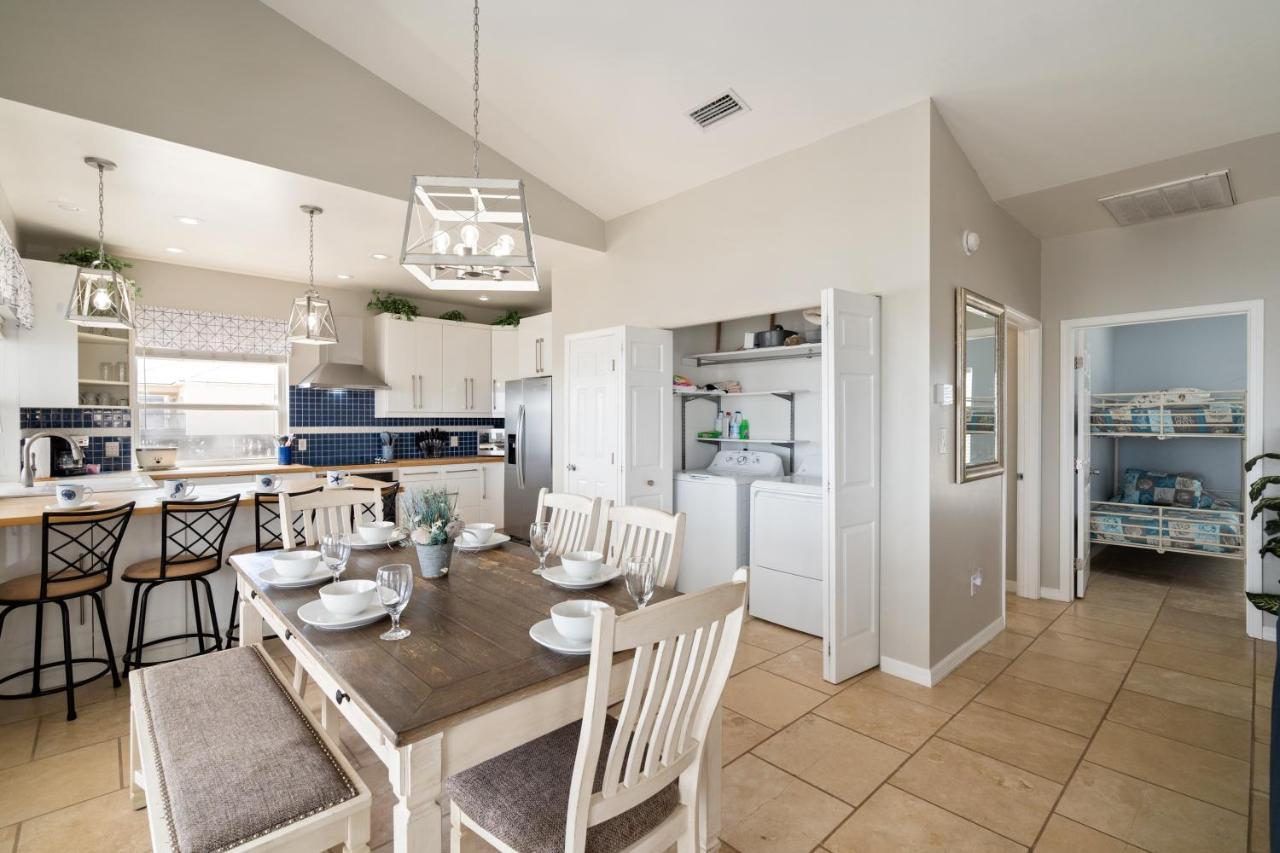 Marisol - Pet Friendly And Gulf Front! Enjoy The Large Deck With Amazing Views! Home Dauphin Island Exteriör bild